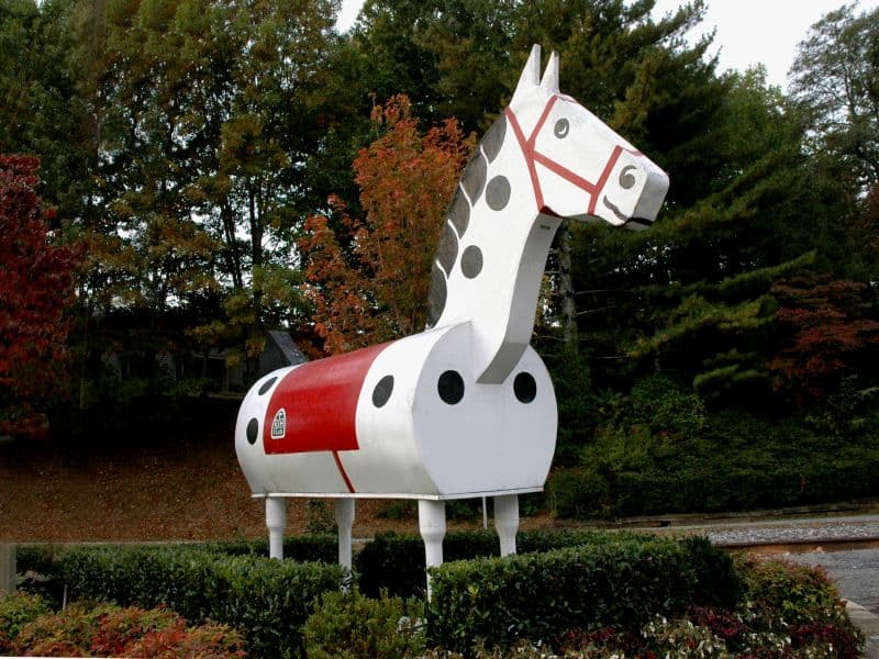 Morris the Horse in downtown Tryon